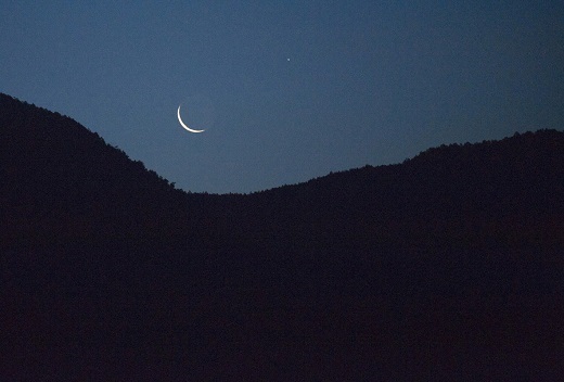 《月儿弯弯照九州》南宋民歌古诗原文阅读翻译赏析 《月儿弯弯照九州》南宋民歌古诗原文阅读翻译赏析