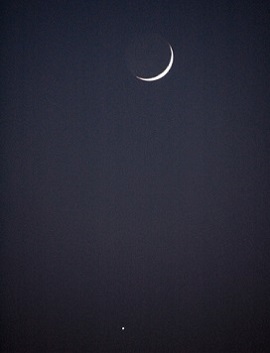 《月儿弯弯照九州》南宋民歌古诗原文阅读翻译赏析 《月儿弯弯照九州》南宋民歌古诗原文阅读翻译赏析